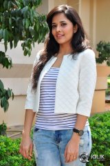 Anasuya at Kshanam Movie Release Press Meet